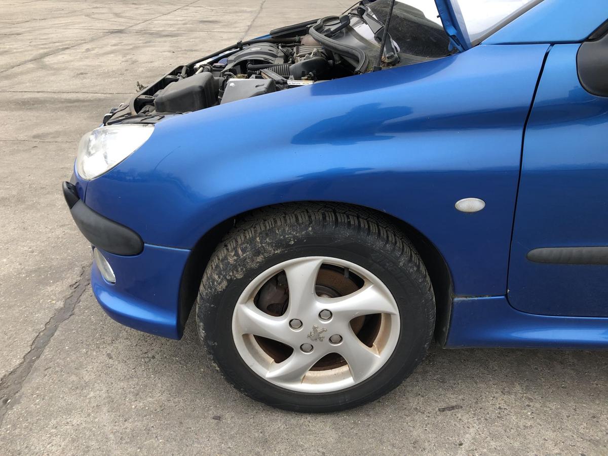 Peugeot 206CC Typ 2D Kotfl&uuml;gel vorn links Fahrerseite KMF Poseidon Blau Metallic