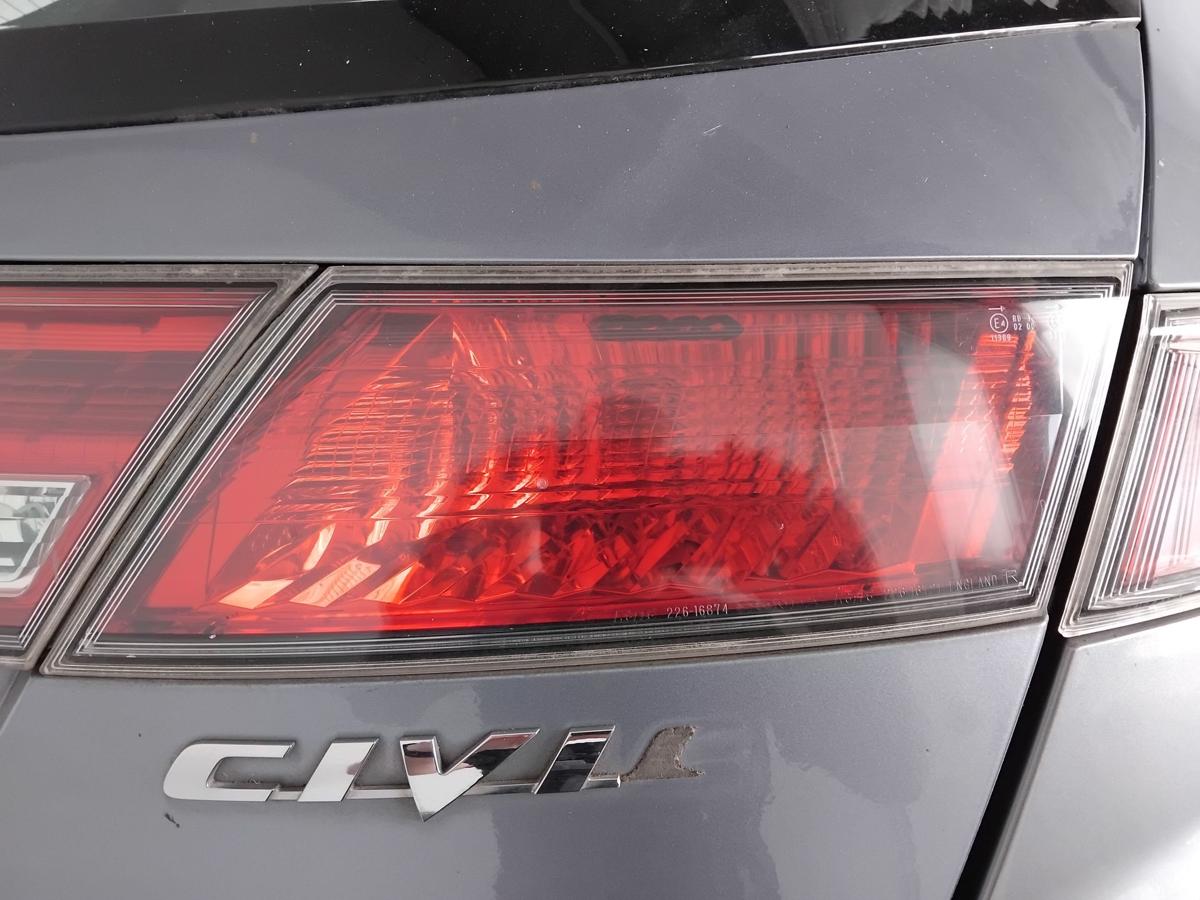 Honda Civic VIII FK orig. Rückleuchte Heckleuchte innen rechts BJ2008 Schrägheck