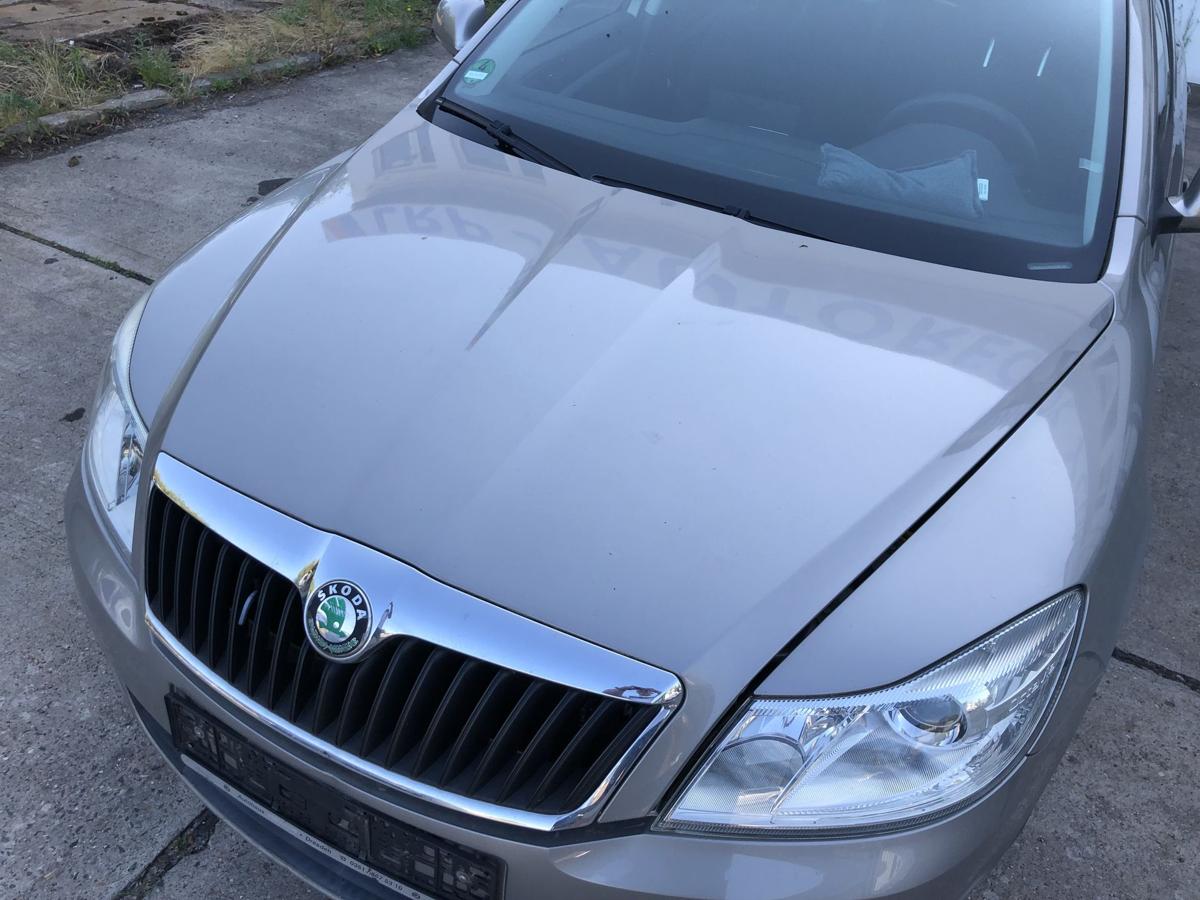 Skoda Octavia 1Z ab09 Motorhaube Haube Klappe Deckel vorn K&uuml;hlergrill LF8H