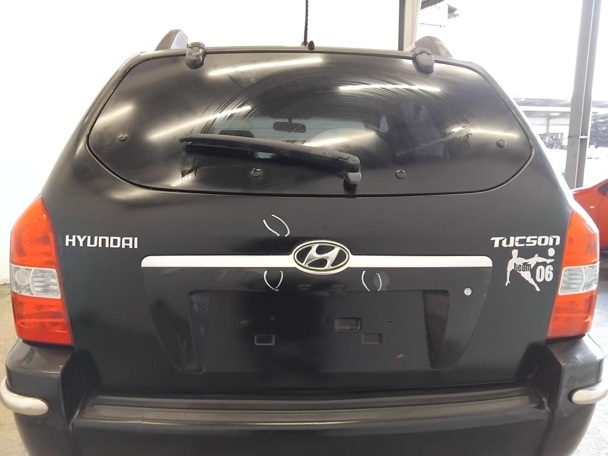 Hyundai Tucson JM Heckklappe schwarz EB ebony black mit Heckscheibe BJ2006