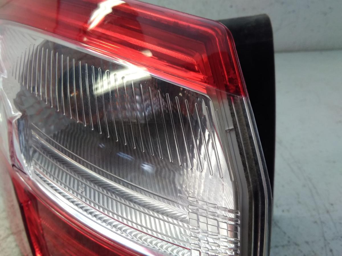 Ford Focus 3 DYB Turnier original R&uuml;ckleuchte Heckleuchte links Kombi BJ2011