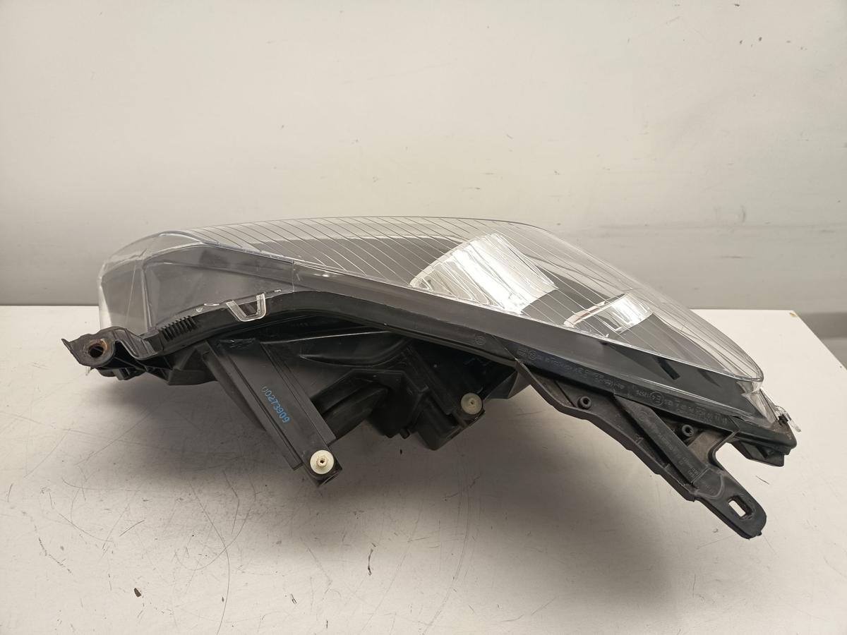 Opel Astra H Scheinwerfer rechts Halogen schwarz hinterlegt Facelift Bj 09