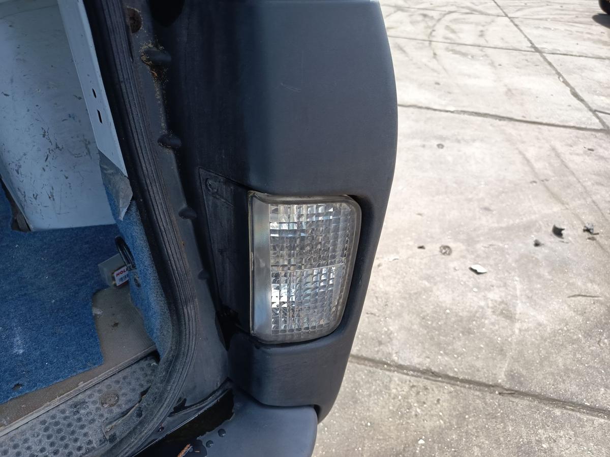 Opel Vivaro A original R&uuml;ckleuchte rechts unten Heck Schluss Licht Bj 2005