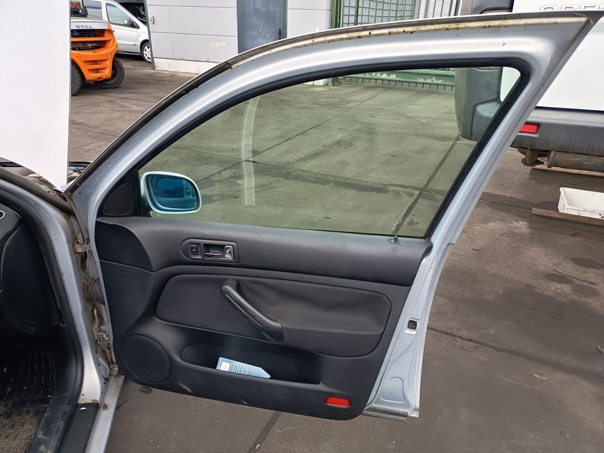 VW Golf IV original T&uuml;r vorne rechts LB7Z Satinsilber Baujahr 2000
