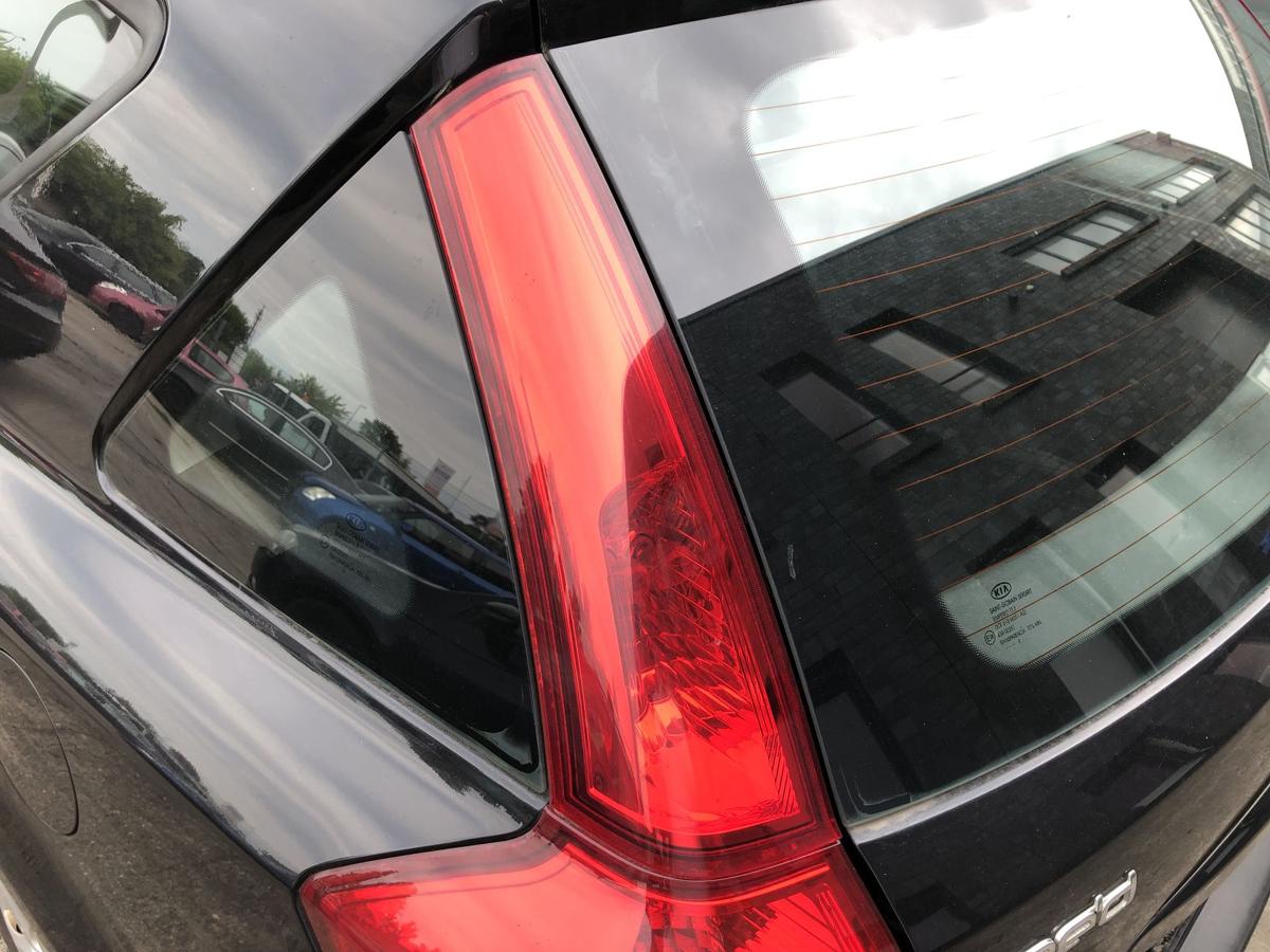 Kia Ceed SW Typ ED R&uuml;ckleuchte links Oberteil Kombi R&uuml;cklicht Heckleuchte oben