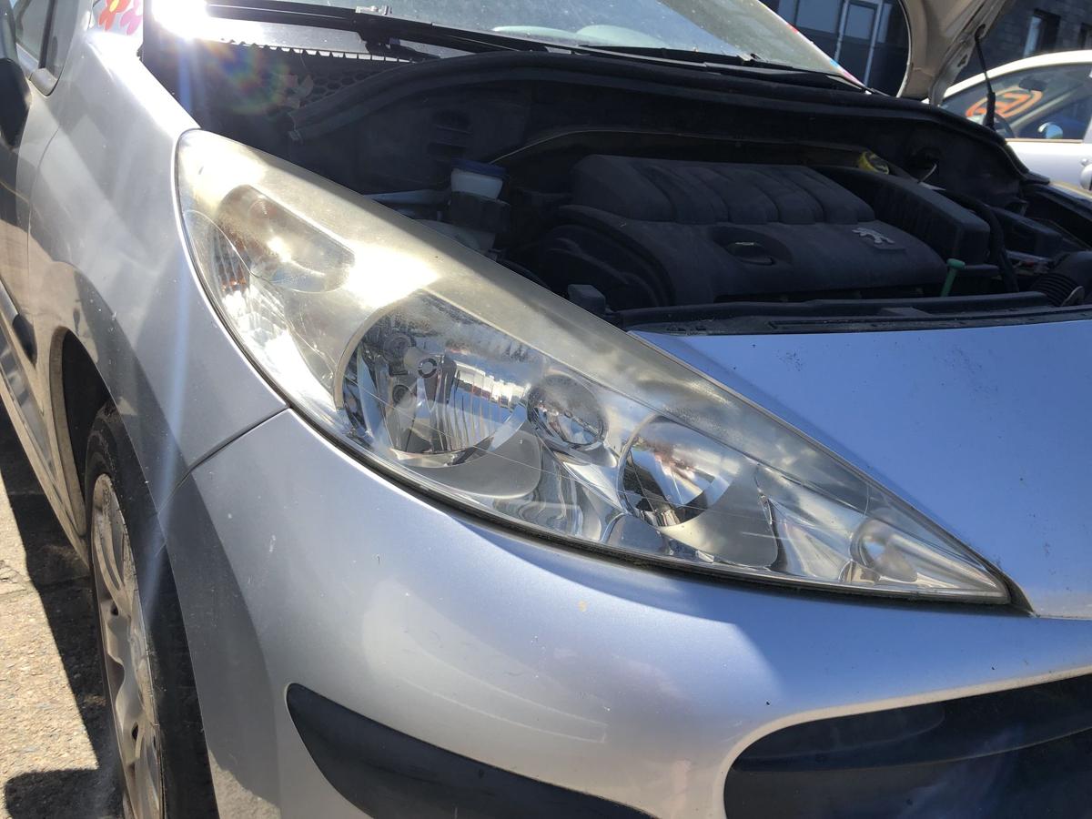 Peugeot 207 WA WC Scheinwerfer rechts Hauptscheinwerfer Halogen Valeo Tr&uuml;b OEM