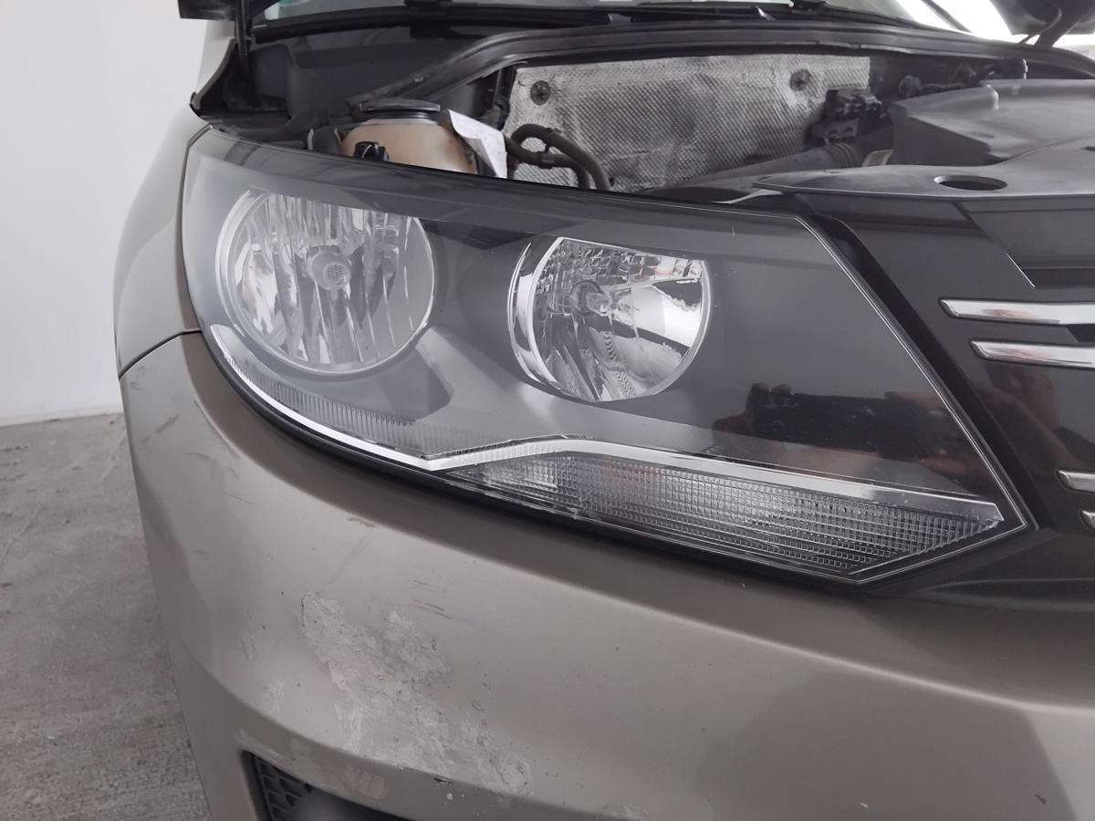 VW Tiguan 5N2 orig Scheinwerfer rechts Facelift Hella Halogen 5N1941006C BJ2012