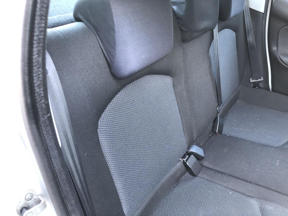 Peugeot 206+ R&uuml;cksitzbank R&uuml;ckbank Sitzbank hinten nur f&uuml;r 5 t&uuml;rer