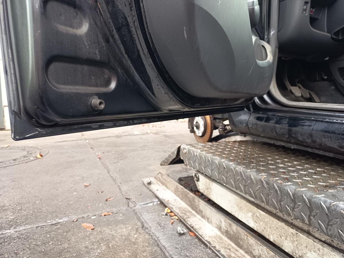 Citroen C1 original Tür vorn links Fahrer EXZ Schwarz Bj 2013