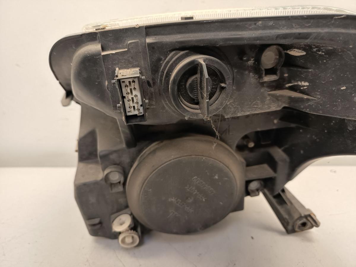 Citroen C2 original Scheinwerfer rechts Halogen vor Facelift Bj 2008