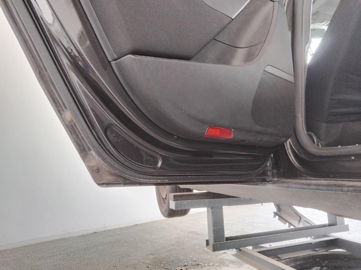 VW Passat 3C Variant Tür hinten links moccabrownmetallic LC8Z BJ2009