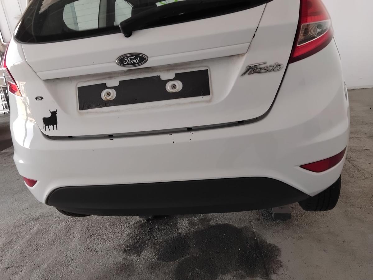 Ford Fiesta JA8 original Stossfänger Stoßstange hinten frostweiß BJ2009