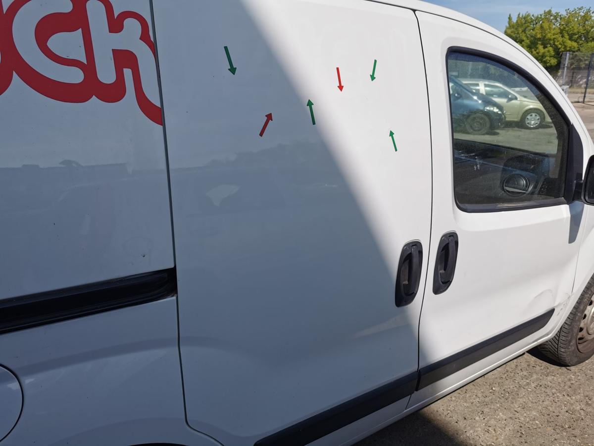 Peugeot Bipper A Schiebetür Tür Autotür rechts hinten EWP WEISS BANQUISE BEULEN