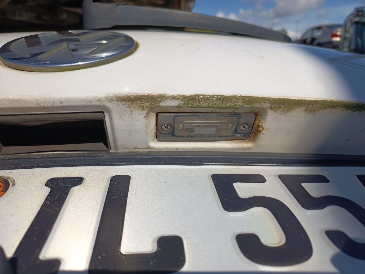 VW Touran 1T original Heckklappe mit Scheibe Rost LB9A Candywei&szlig; Bj 2004