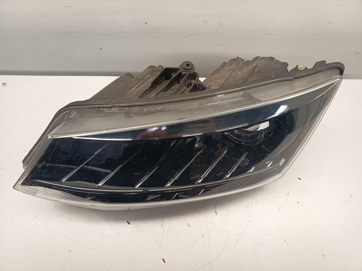 Skoda Fabia III NJ original Hauptscheinwerfer links Halogen Frontlicht Bj 2015