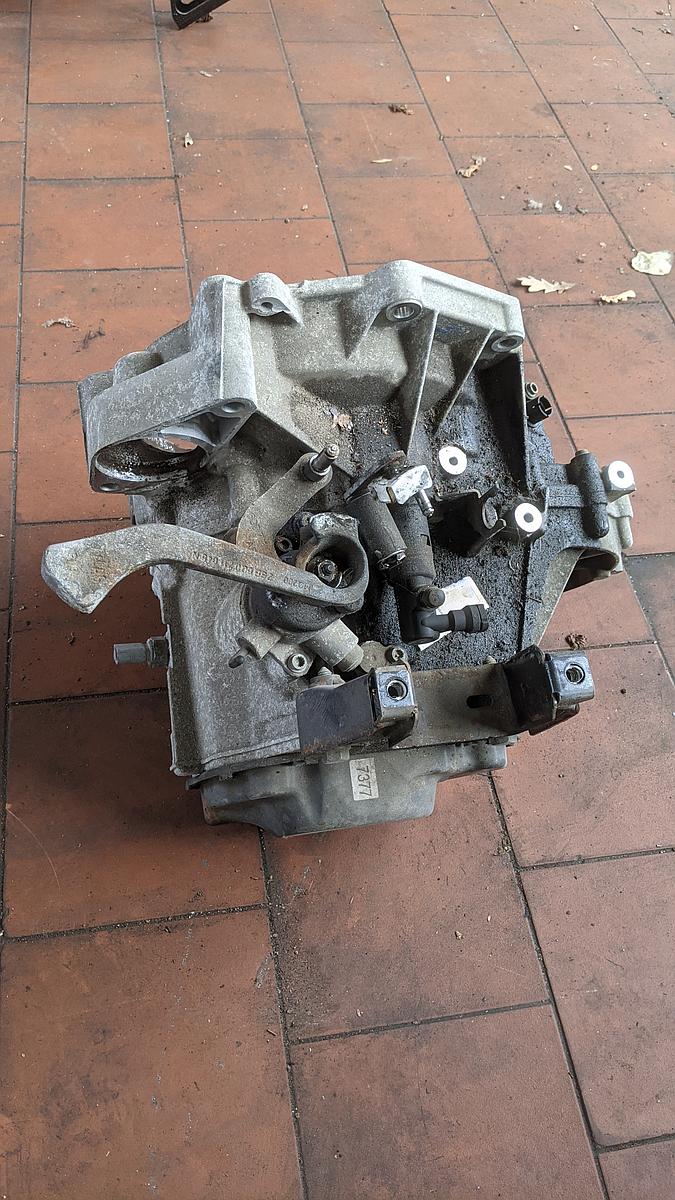 Getriebe Schaltgetriebe 5 Gang GSH 110tkm VW Polo 9N3