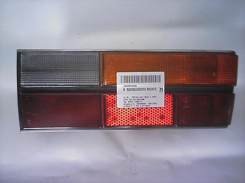 Audi 100 431 Bj.1978 Rückleuchte Heckleuchte rechts