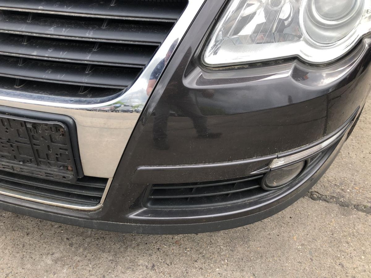 VW Passat 3C B6 Sto&szlig;f&auml;nger vorn Frontsch&uuml;rze Grill Nebel LC8Z Moccabrown