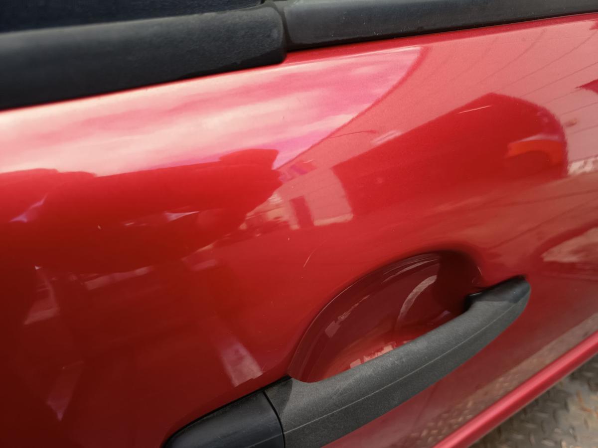 Citroen C3 original T&uuml;r hinten rechts Fond EKQ Luziferrot Bj 2007