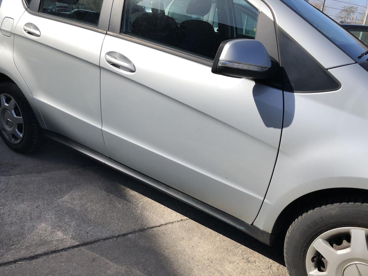 Mercedes W169 A Klasse Mopf T&uuml;r vorn rechts Beifahrer Roh 5trg ab08 761 silber