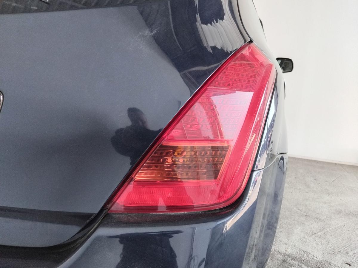 Nissan Murano Z50 original Rückleuchte Schlussleuchte rechts BJ2005