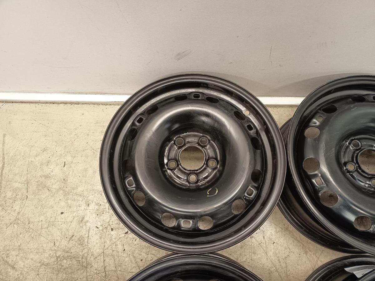 VW Polo 6R original Satz Stahlfelgen 6Jx15 ET38 6C060102B/C ab 2009 VW Polo 6R original Satz Stahlfelgen 6Jx15 ET38 6C060102B/C ab 2009