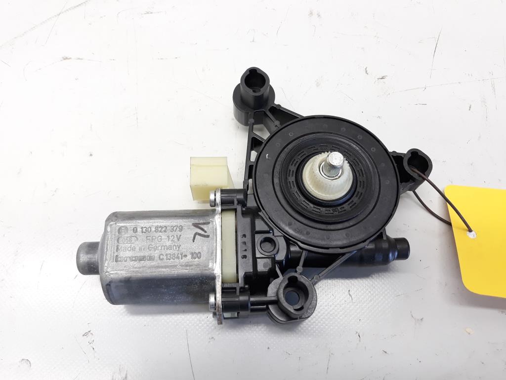 VW Golf 7 Fensterhebermotor vorn links 5Q0959801B 0130822379 BOSCH BJ2015