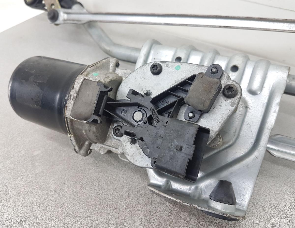 Renault Scenic II Wischergestänge mit Motor Bj2005 Wischermotor