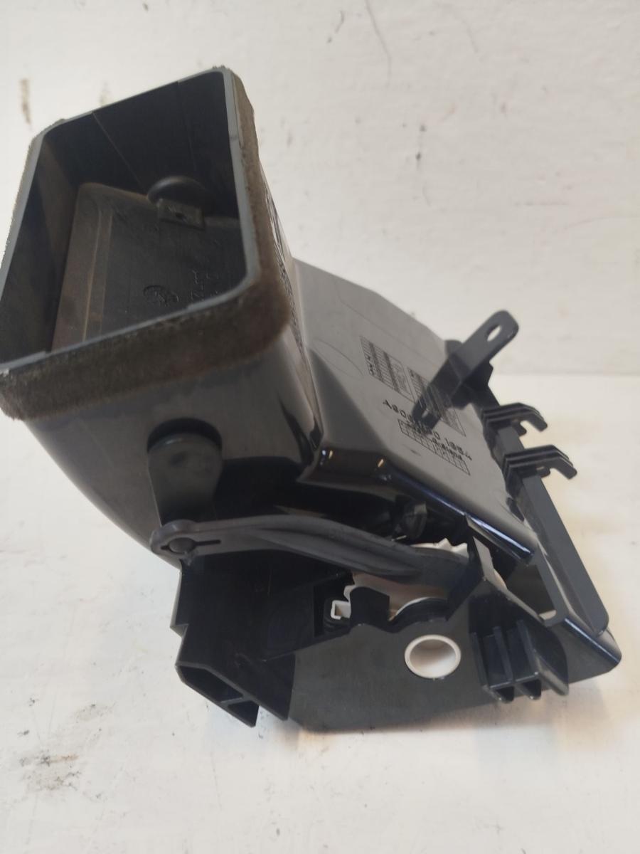 VW Crafter 35 2E Kasten Luftd&uuml;se Mittelkonsole rechts Luftdusche Ausstr&ouml;mer