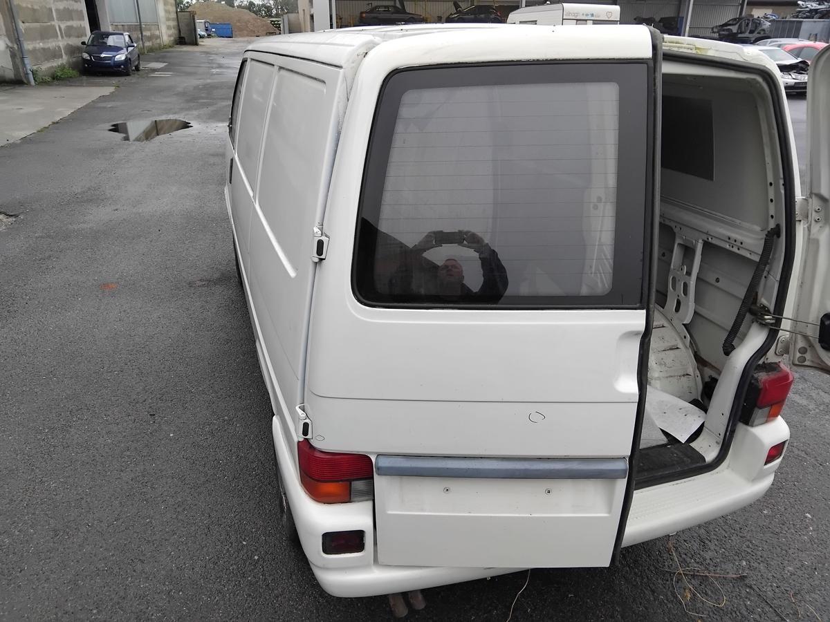 VW T4 Kombi Heckflügeltür hinten links L902 Grauweiss mit Scheibe BJ1998