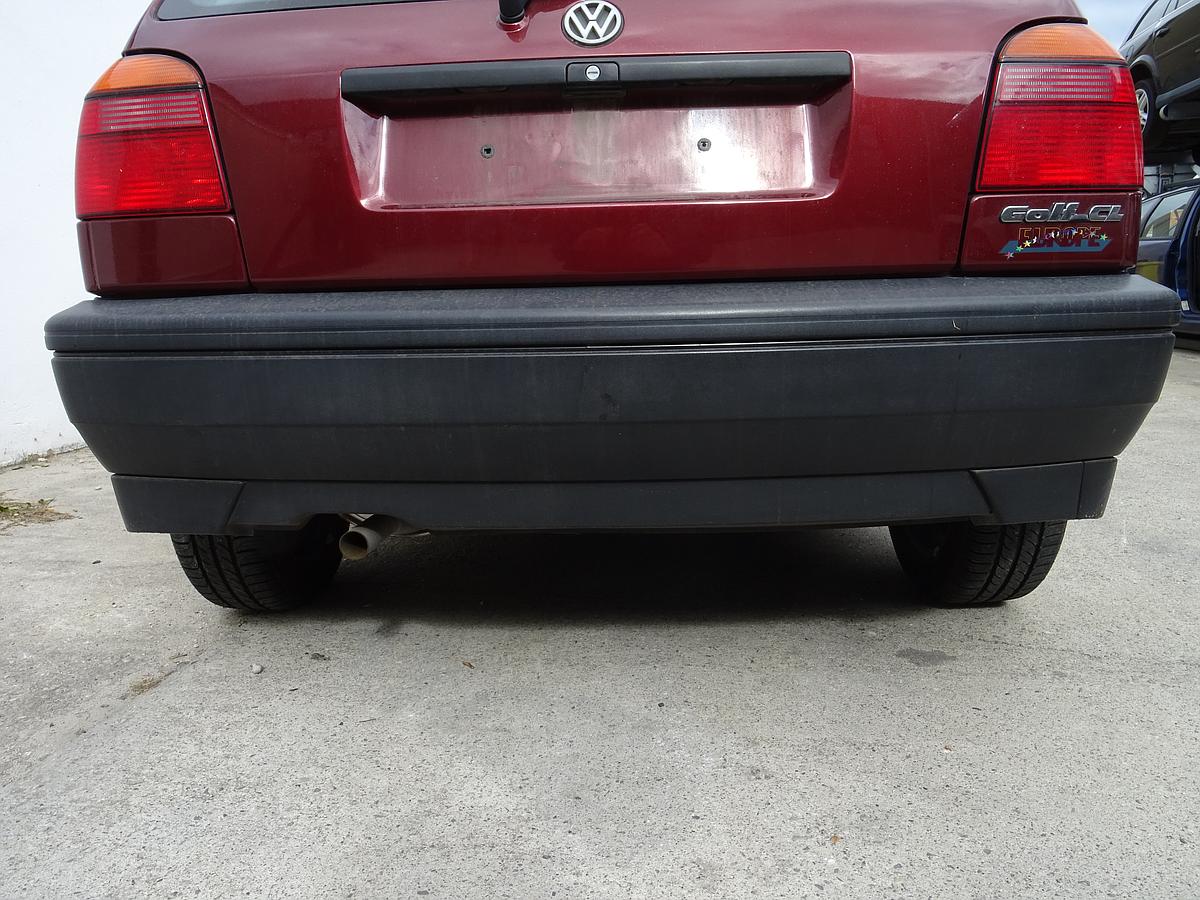 VW Golf 3 Sto&szlig;f&auml;nger Sto&szlig;stange hinten schwarz unlackiert Flie&szlig;heck BJ1993