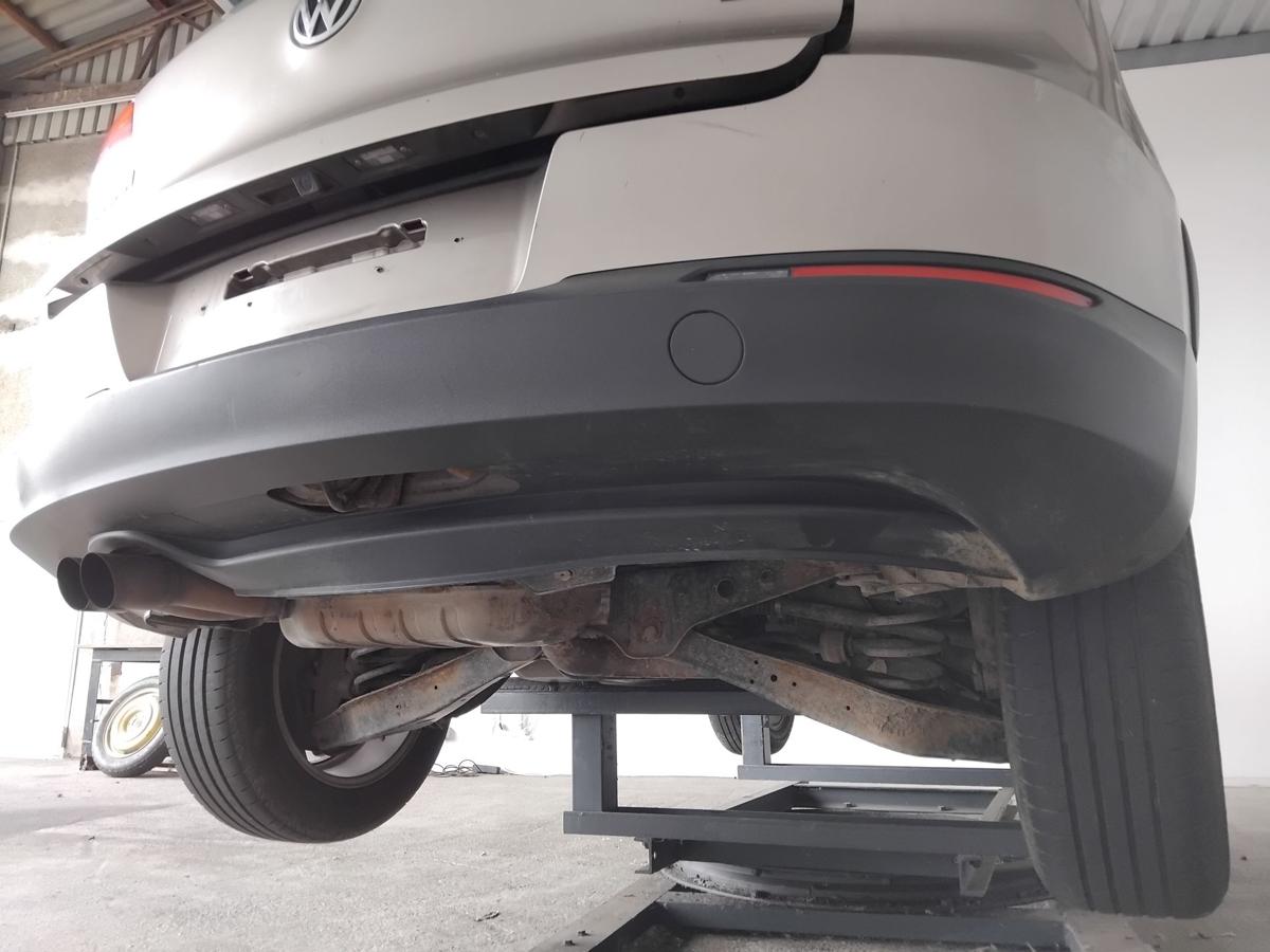 VW Tiguan 5N2 original Stossf&auml;nger Sto&szlig;stange hinten titaniumbeige LA1X BJ2012