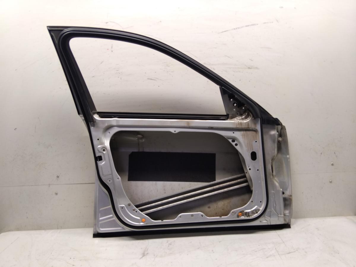 Mercedes C-Klasse 204 T&uuml;r vorn links Fahrert&uuml;r iridiumsilbermetallic Bj.2008