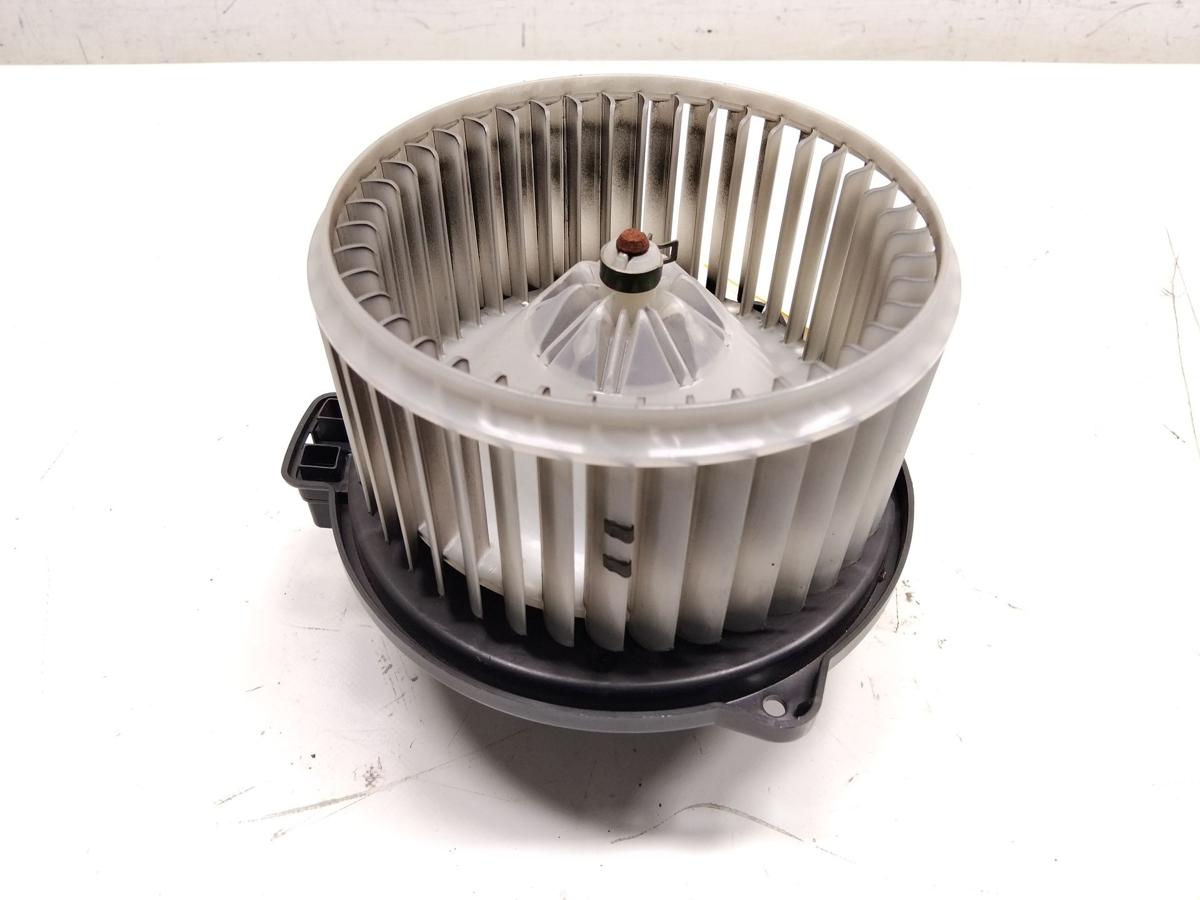 Toyota Corolla E12 orig. Heizungsgebläse 0130101601 MF016070-0610 Bosch BJ2004