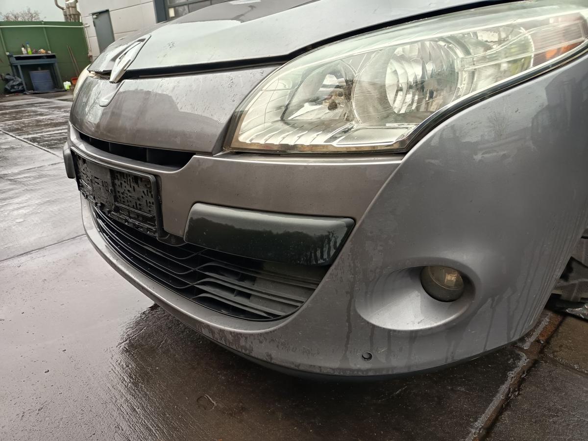 Renault Megane III Kombi orig Sto&szlig;stange vorne TEKNG Grau vor Facelift Bj 2010