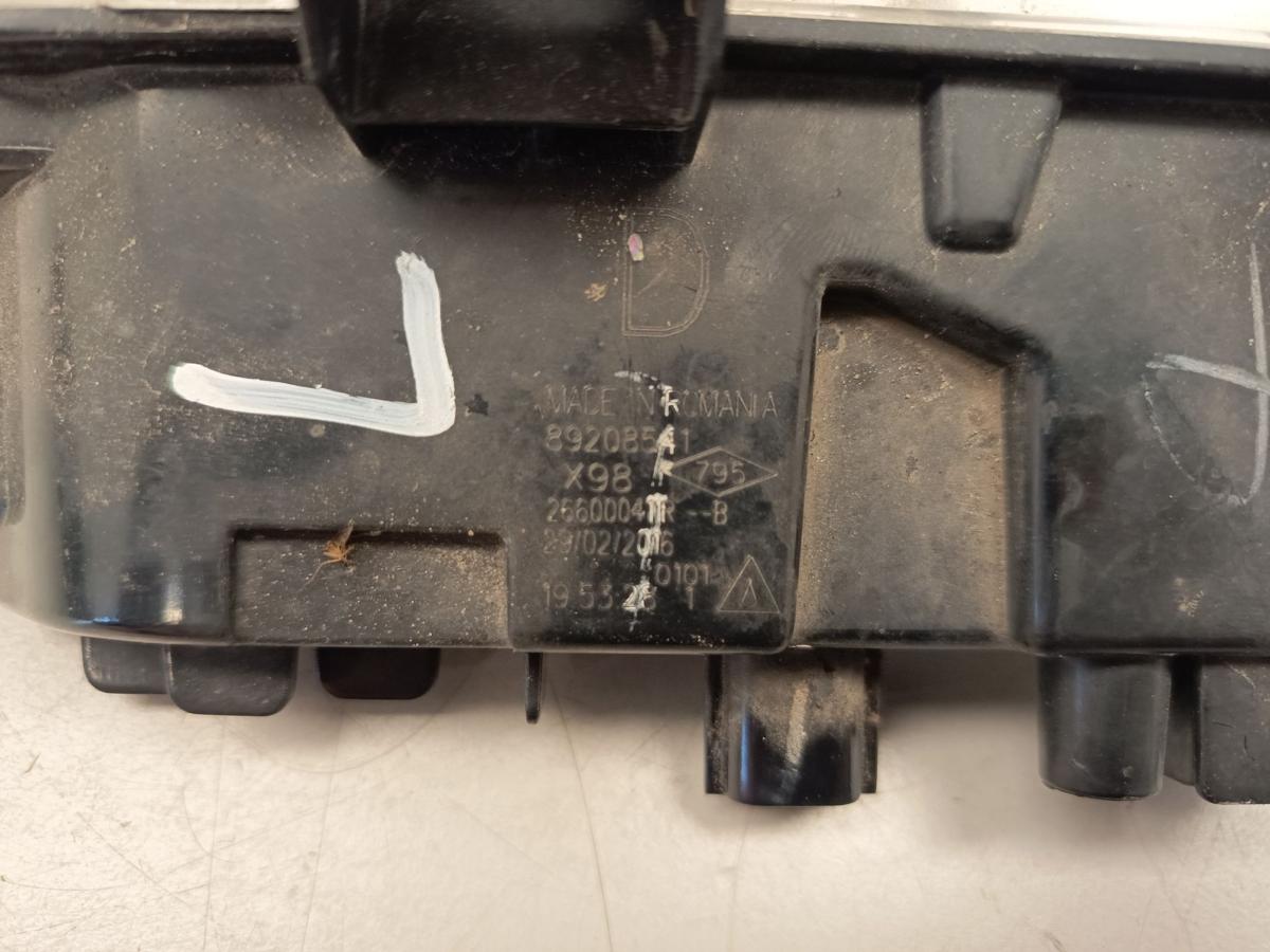 Renault Captur original Tagfahrlicht rechts LED 266000411R Baujahr 2016
