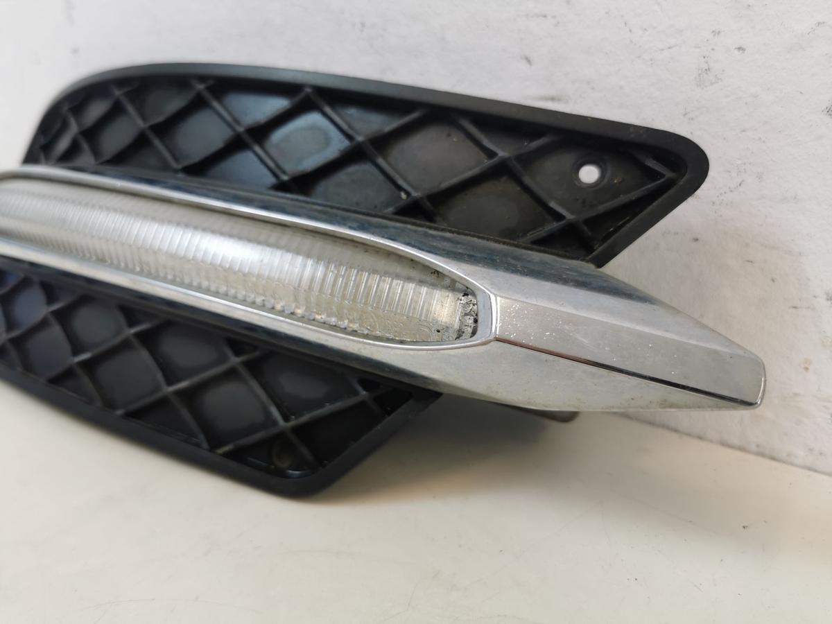 Mercedes C-Klasse W204 Mopf LED Tagfahrleuchte Tagfahrlicht rechts mit Blende