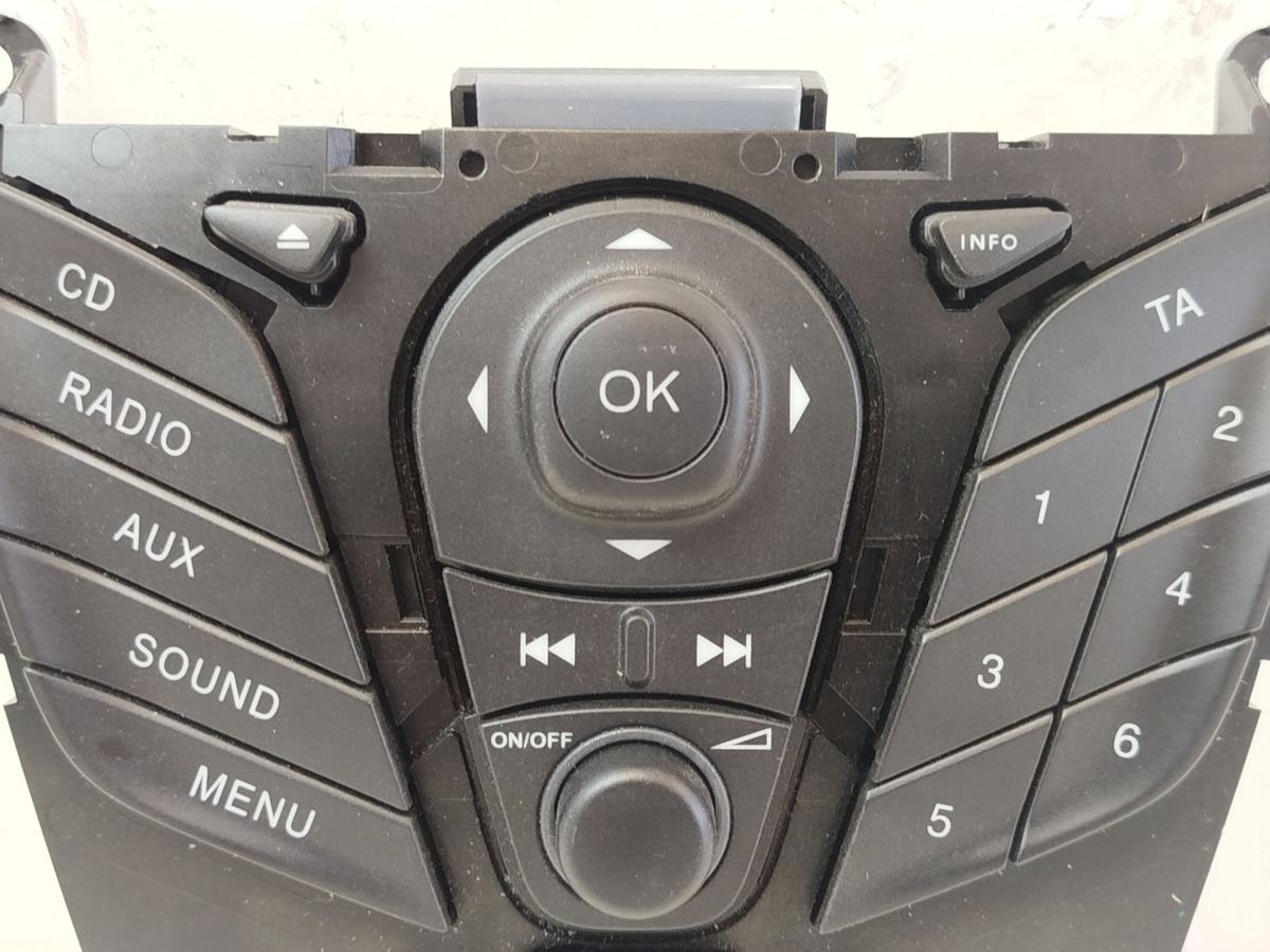 Ford Fiesta JA8 Autoradio AHU Radio mit Bedienteil Originalteil Radio