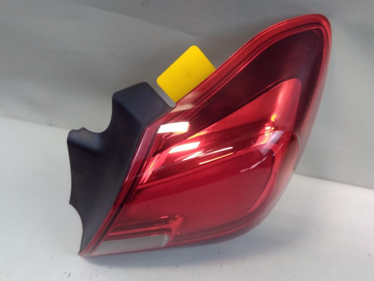 Opel Corsa E original R&uuml;ckleuchte Heckleuchte rechts 3-T&uuml;rer Bj.2016