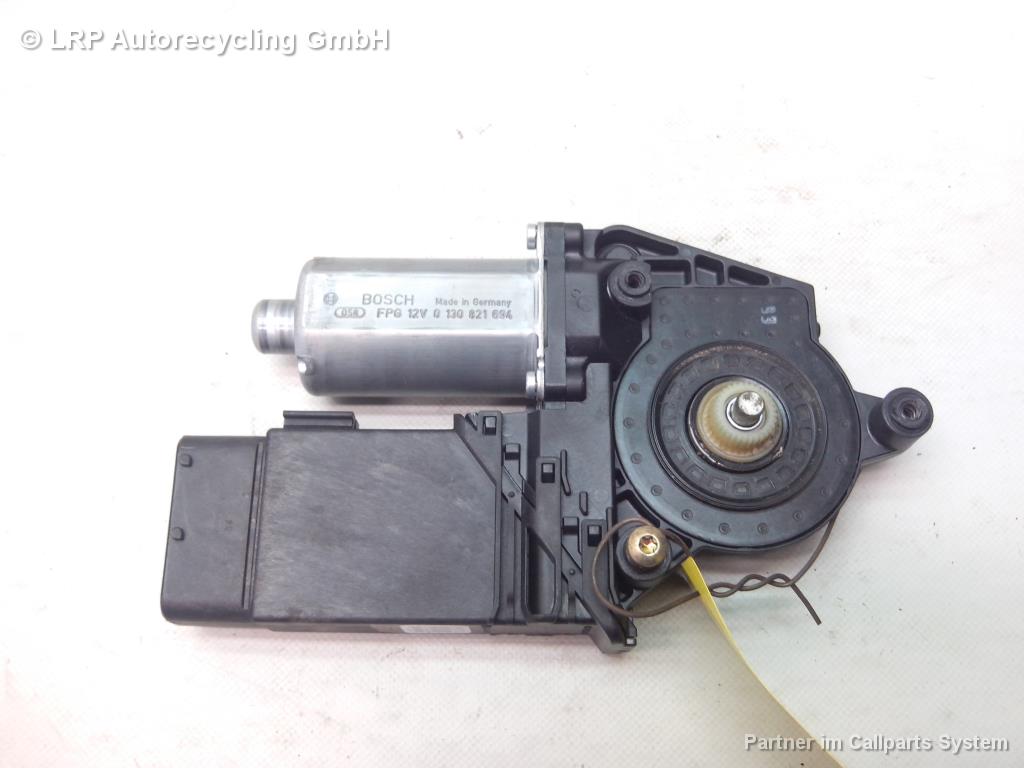 Skoda Superb 2006 elektrischer Fensterhebermotor Motor vorn rechts 1C1959802