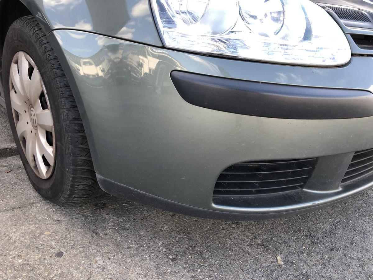 VW Golf 5 V 1K Sto&szlig;f&auml;nger vorn Frontsch&uuml;rze Frontsto&szlig;stange LA6Q Sagegreen