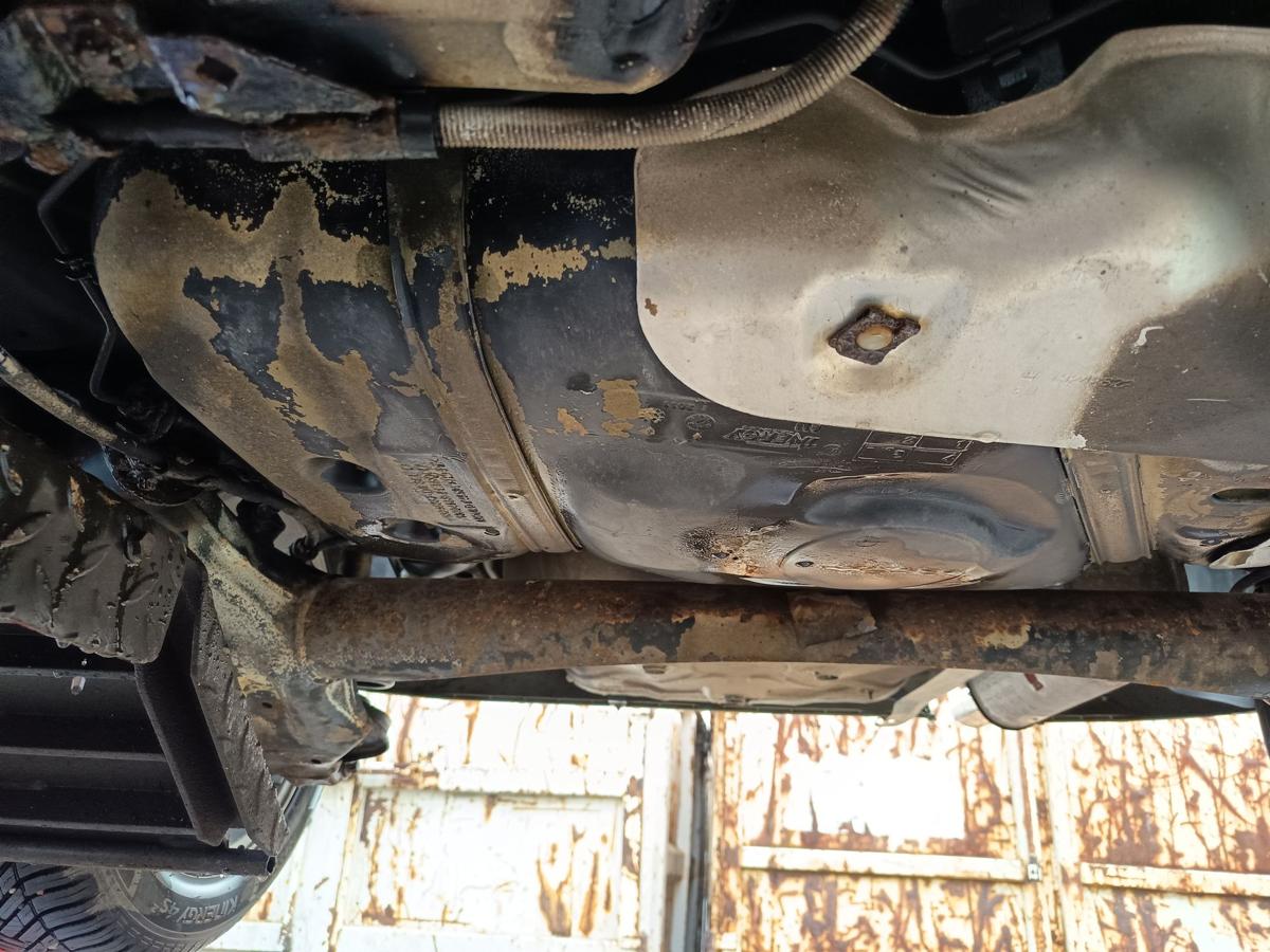 Opel Corsa D original Kraftstoffbeh&auml;lter Tank Benzin 93189591 13204556 Bj 2012