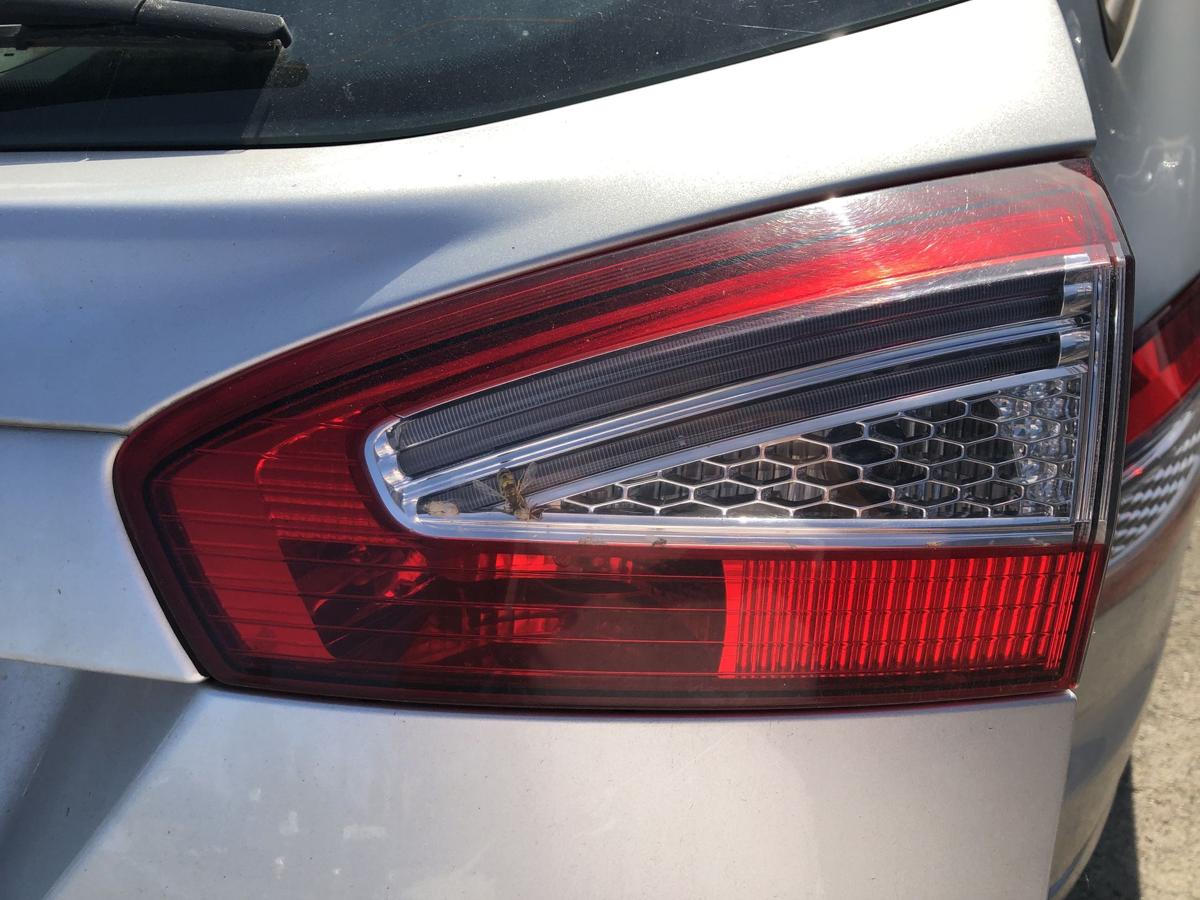 Ford Mondeo MK4 BA7 Turnier R&uuml;ckleuchte innen rechts R&uuml;cklicht Facelift