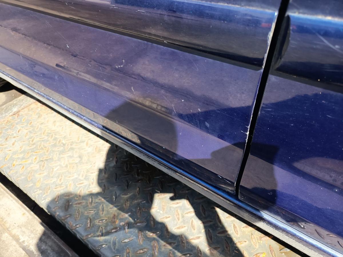 VW Golf Plus 5M original T&uuml;r vorn links Fahrer D5Q Shadow Blue Bj 2006
