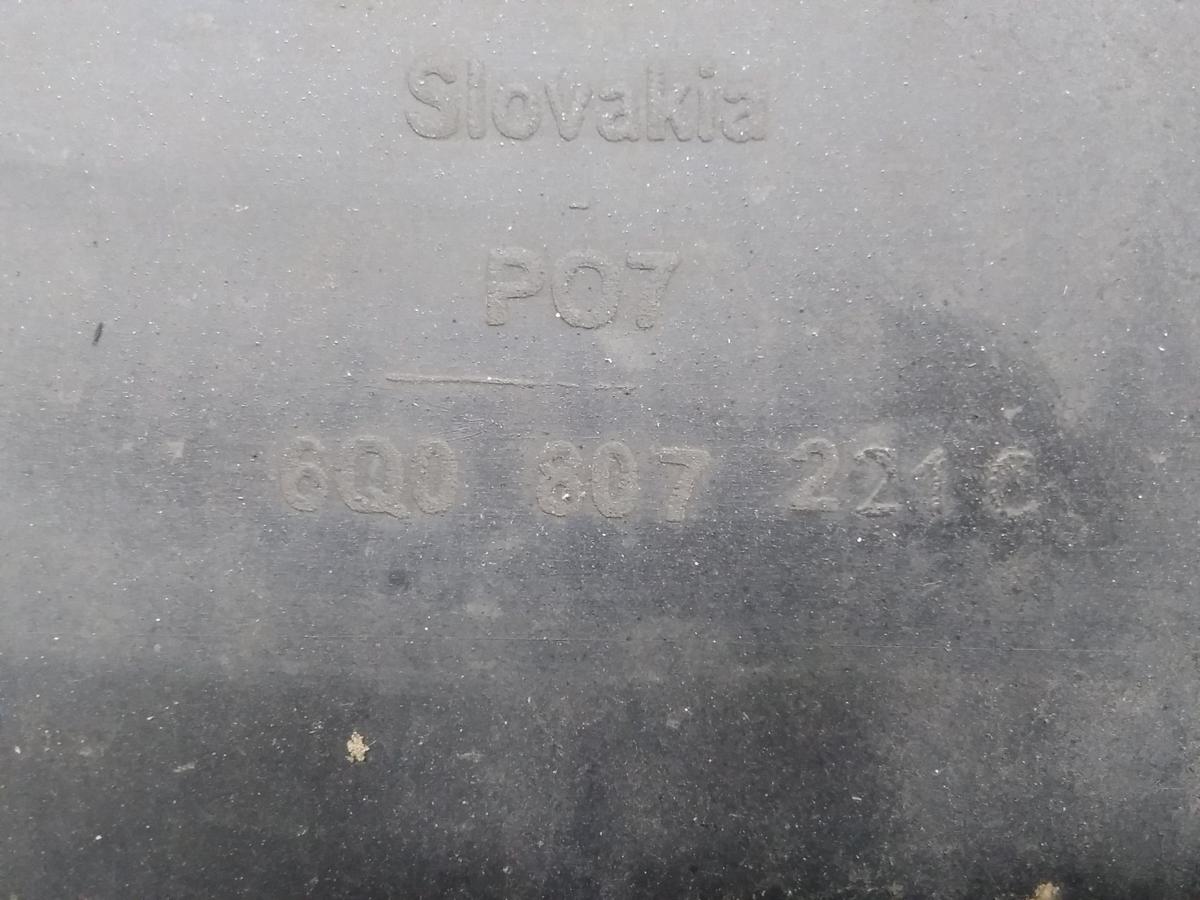 VW Polo 9N3 original Stoßstange Stoßfänger vorn LA5R Tossablaumet. SRA BJ2005