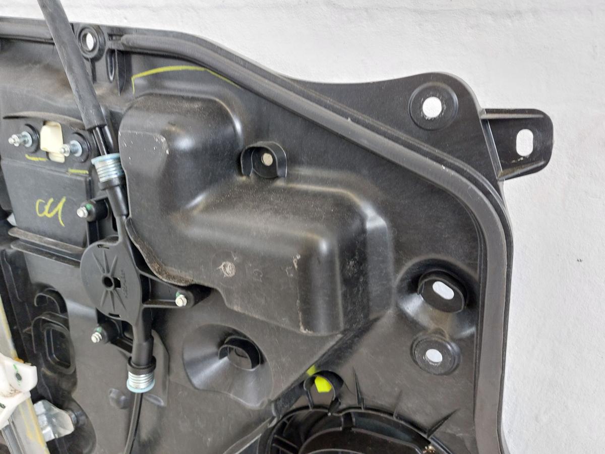 Mazda 2 Typ DJ Fensterheber vorn rechts Motor und Mechanik auf Grundplatte