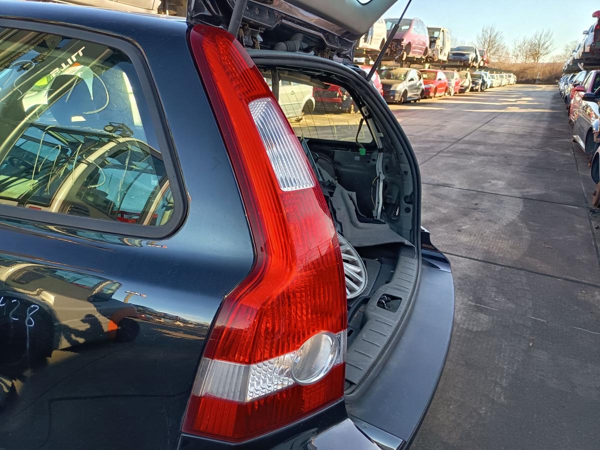 Volvo V 50 original R&uuml;ckleuchte links Heck Schluss Licht Bj 2005
