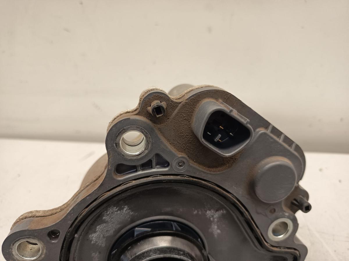 Toyota Auris Hybrid E18 original Wasserpumpe 161A029015 K&uuml;hlmittelpumpe Bj 2013