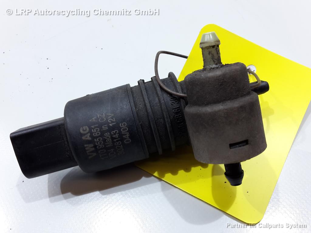 VW Passat 3C BJ 2006 Wischwasserpumpe Pumpe Waschanlage 1T0955651A