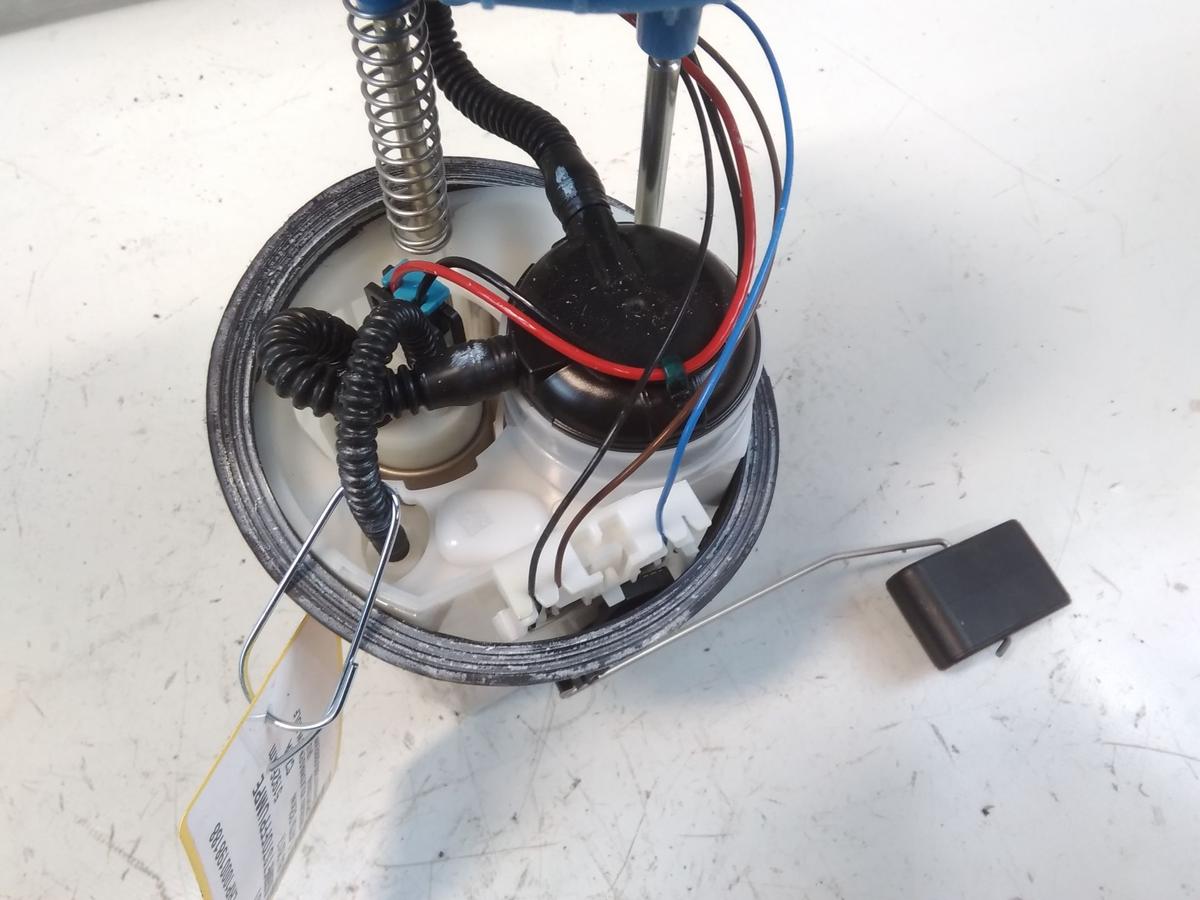 VW Golf Sportsvan original Kraftstoffpumpe Benzinpumpe 1.4TSI 92kw Bj.2017